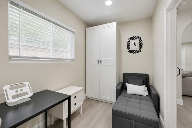 2219 16TH STREET N, St Petersburg, FL 33704