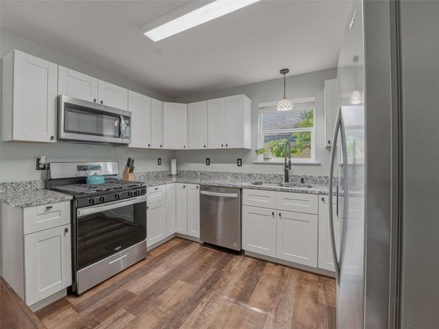 513 W Water Street, Weatherford, TX 76086