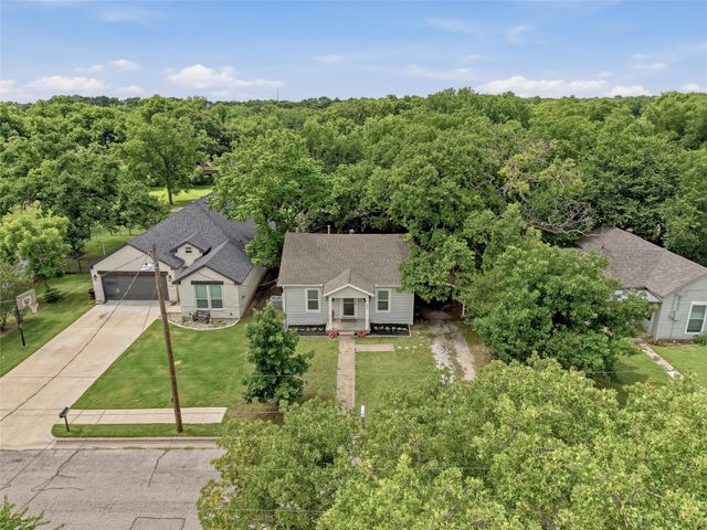 513 W Water Street, Weatherford, TX 76086