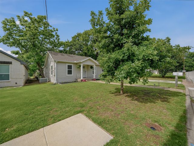 513 W Water Street, Weatherford, TX 76086