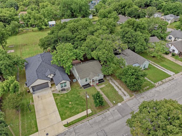 513 W Water Street, Weatherford, TX 76086