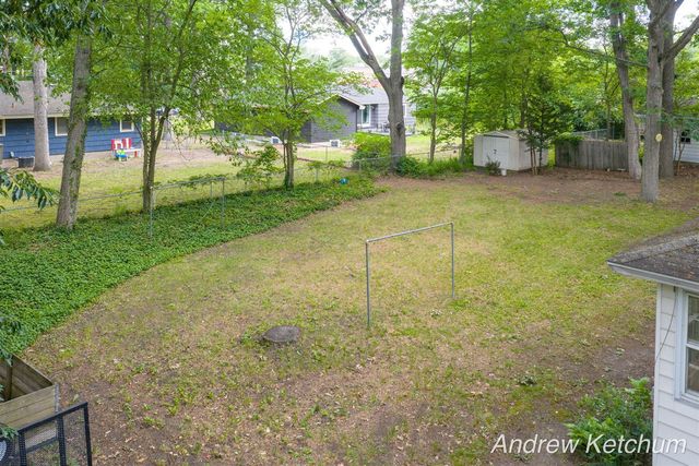 297 Fourth Avenue, Holland, MI 49424