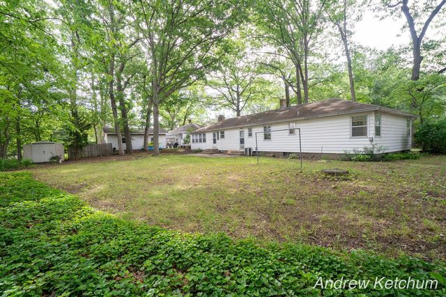 297 Fourth Avenue, Holland, MI 49424