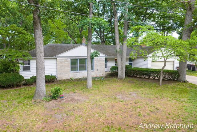 297 Fourth Avenue, Holland, MI 49424