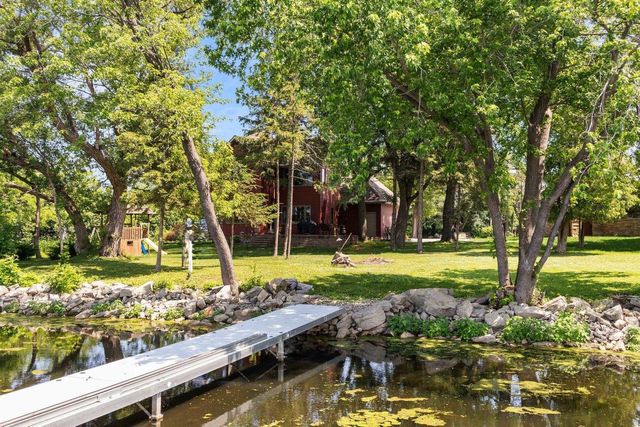 2740 MARINE DRIVE, Oshkosh, WI 54901