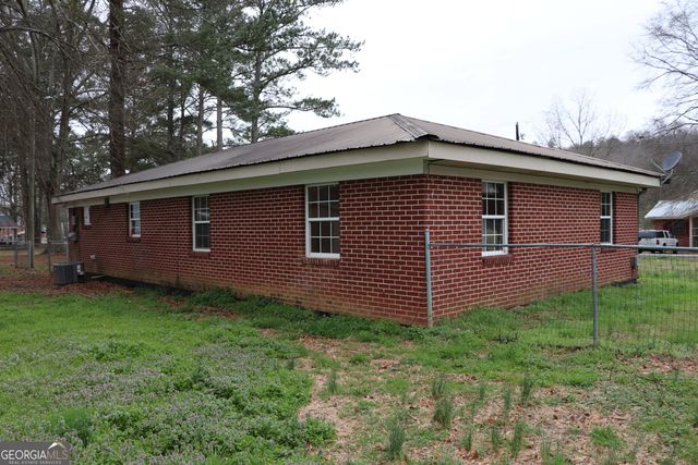 27 McLeod Street, Lyerly, GA 30730