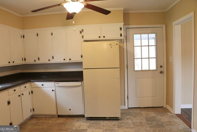 27 McLeod Street, Lyerly, GA 30730