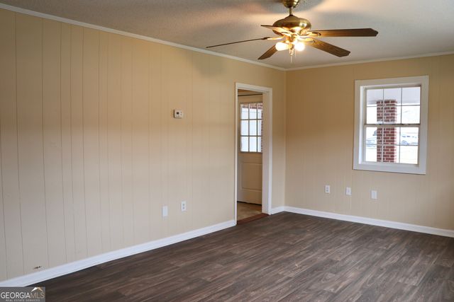 27 McLeod Street, Lyerly, GA 30730