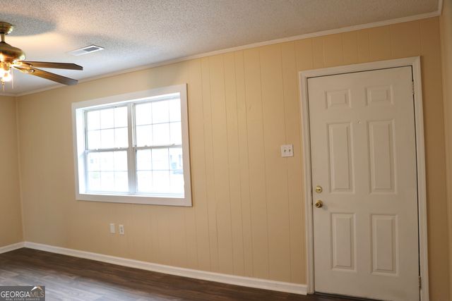 27 McLeod Street, Lyerly, GA 30730