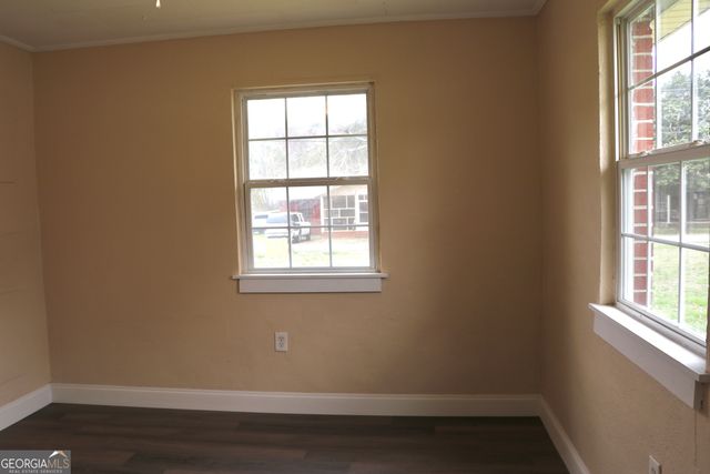 27 McLeod Street, Lyerly, GA 30730