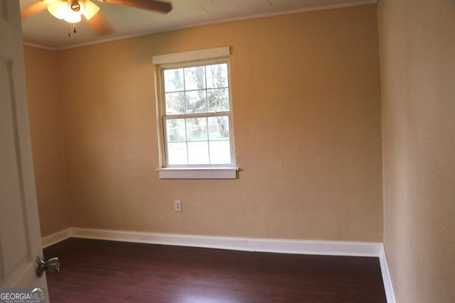 27 McLeod Street, Lyerly, GA 30730