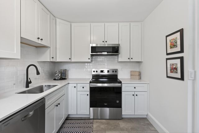 4653 Portland Avenue, Minneapolis, MN 55407