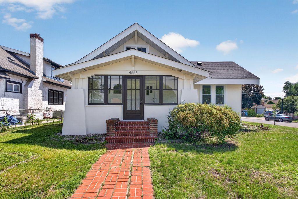4653 Portland Avenue, Minneapolis, MN 55407