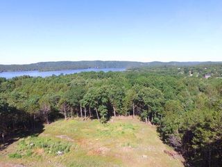 181 Silver Sunset Lane, Kimberling City, MO 65686