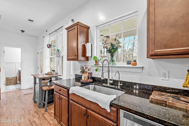 6109 Smith Road, Ravenel, SC 29470