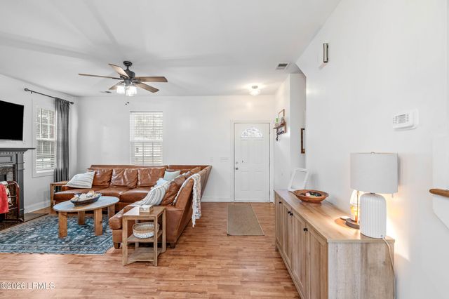 6109 Smith Road, Ravenel, SC 29470