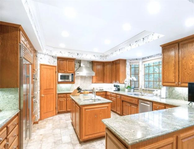 4428 Woodley Avenue, Encino, CA 91436