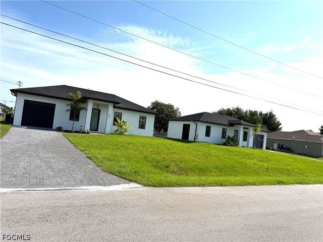 353 Pomona ST, Lehigh Acres, FL 33974