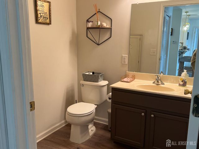 358 Rector Street 707, Perth Amboy, NJ 08861