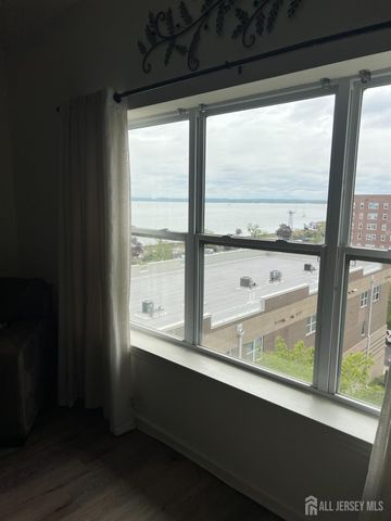358 Rector Street 707, Perth Amboy, NJ 08861