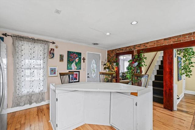 2210 Fogel Road, Mahomet, IL 61853