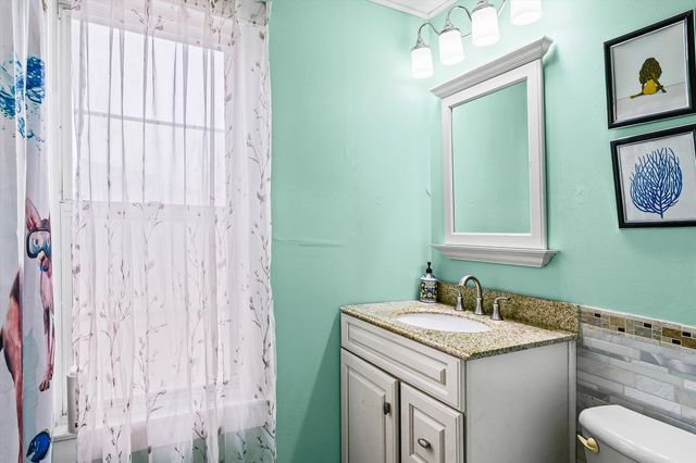 2210 Fogel Road, Mahomet, IL 61853