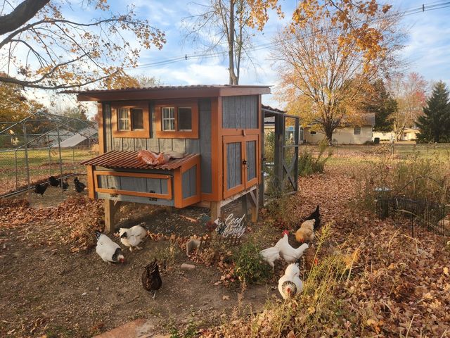 2210 Fogel Road, Mahomet, IL 61853