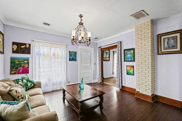 2210 Fogel Road, Mahomet, IL 61853