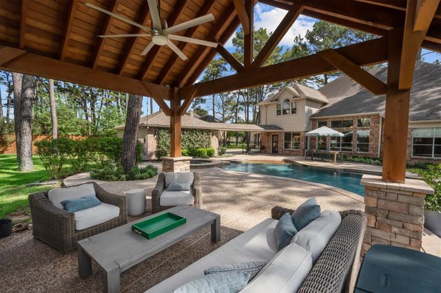 17342 Hill Lakes Court, Cypress, TX 77429