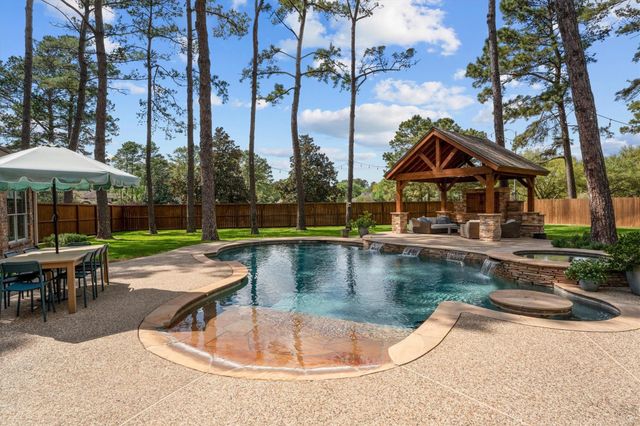 17342 Hill Lakes Court, Cypress, TX 77429