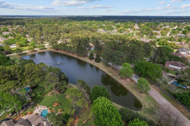 17342 Hill Lakes Court, Cypress, TX 77429