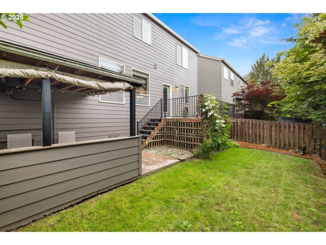 13243 Se BUFORD Ct, Portland, OR 97236
