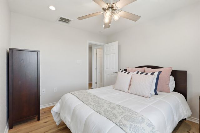 124 Jewel Drive, Bolivar Peninsula, TX 77650