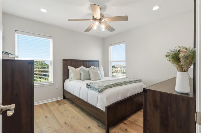 124 Jewel Drive, Bolivar Peninsula, TX 77650