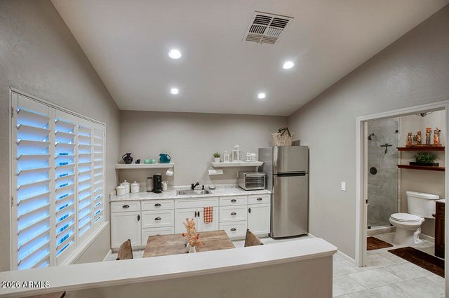 4080 E LAUREL Avenue, Gilbert, AZ 85234