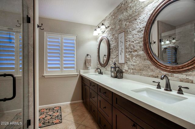 4080 E LAUREL Avenue, Gilbert, AZ 85234