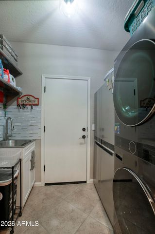 4080 E LAUREL Avenue, Gilbert, AZ 85234