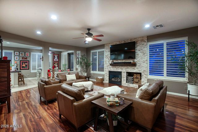 4080 E LAUREL Avenue, Gilbert, AZ 85234