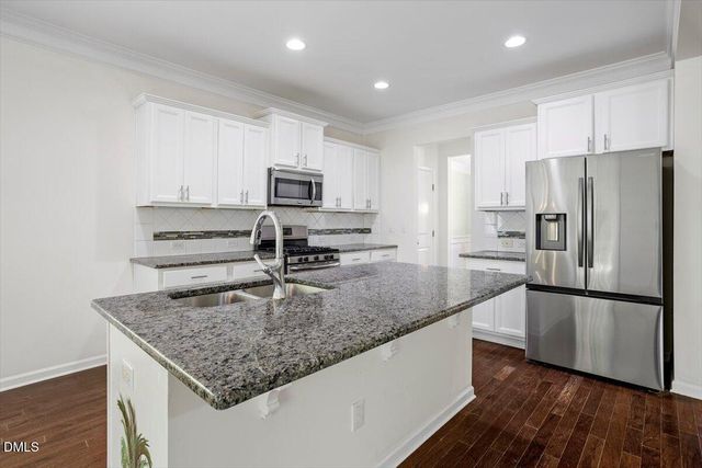 1002 Emerald Court, Knightdale, NC 27545
