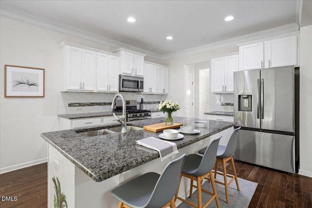 1002 Emerald Court, Knightdale, NC 27545