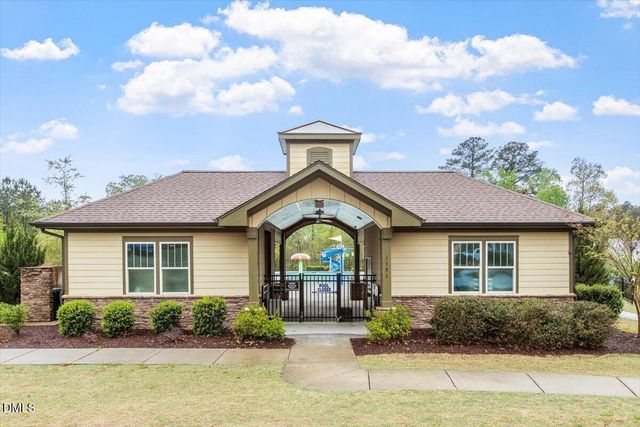1002 Emerald Court, Knightdale, NC 27545
