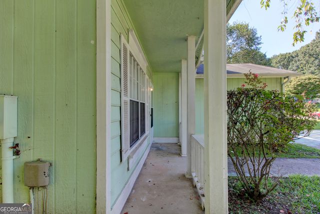 1408 Chelsea Downs Lane NE, Conyers, GA 30013