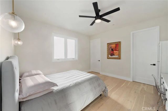 15547 Valley Vista Boulevard, Encino, CA 91436