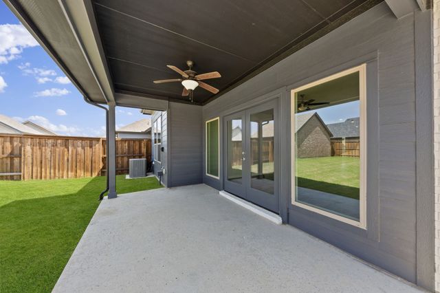 1844 Rosedale Avenue, Van Alstyne, TX 75495