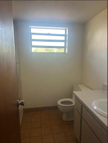 5922 Thomas Street, Hollywood, FL 33021