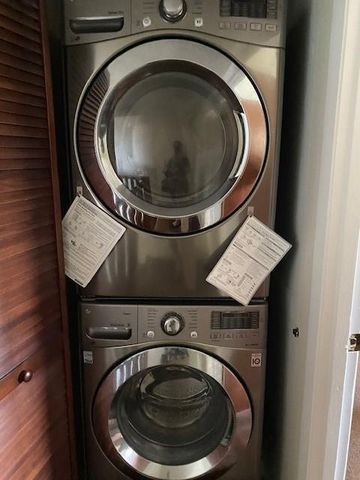 5922 Thomas Street, Hollywood, FL 33021