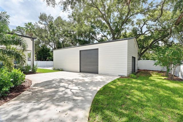 10040 59TH AVENUE N, St Petersburg, FL 33708