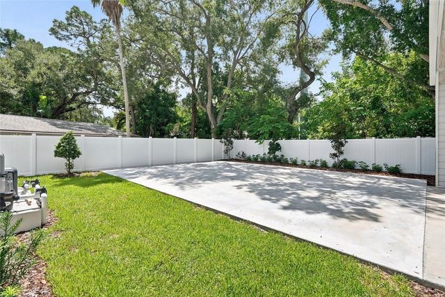 10040 59TH AVENUE N, St Petersburg, FL 33708