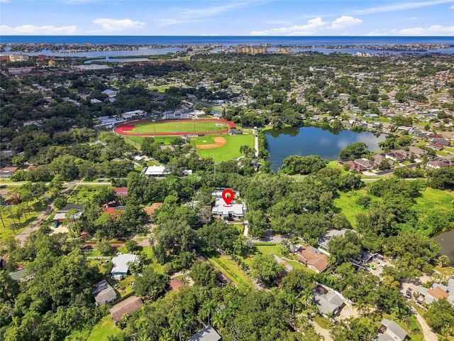 10040 59TH AVENUE N, St Petersburg, FL 33708