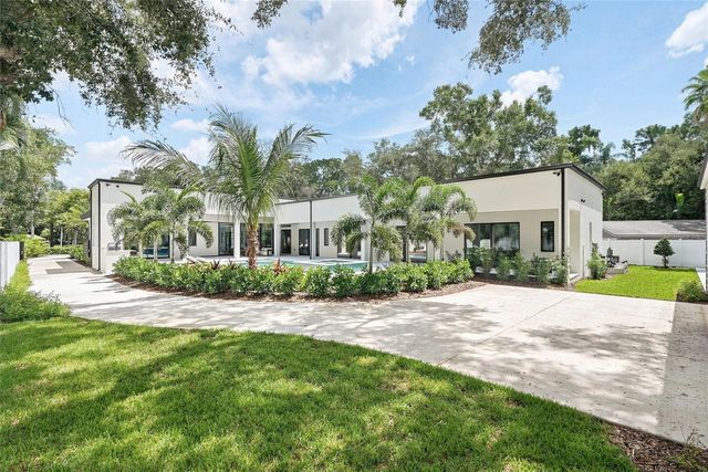 10040 59TH AVENUE N, St Petersburg, FL 33708